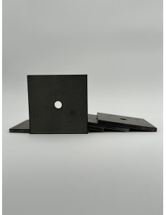Platine carré percée au centre